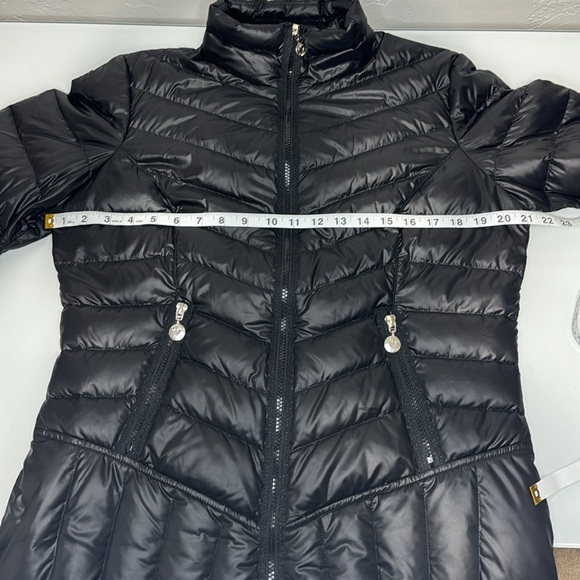 Betsy Johnson matte black puffer jacket with lace trim L - Picture 12 of 13